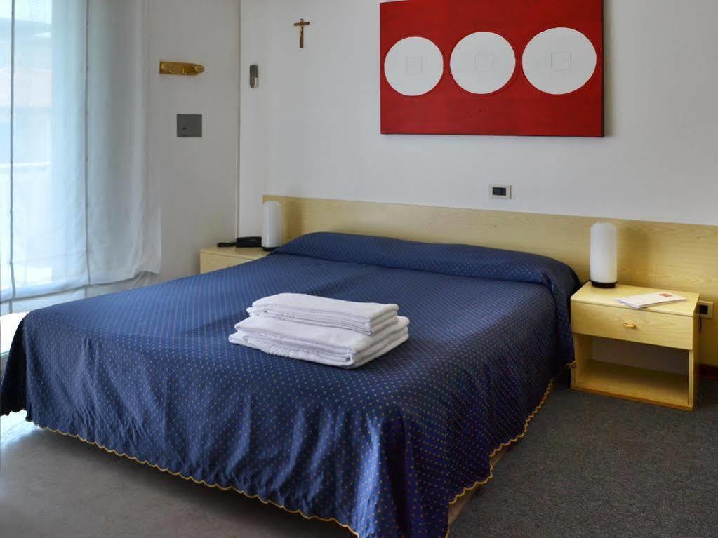 Nice Hotel Bibione Extérieur photo